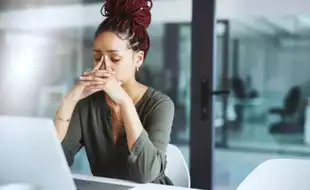 Monday Blues: Report Reveals 45 Percent Of Employees Suffer From Anxiety Before The Workweek Begins