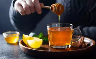 Can Honey Really Help In Weight Loss? 5 Myths DEBUNKED!