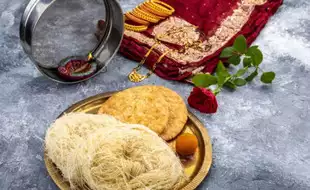 Fasting On Karwa Chauth? THESE Healthy Energizing Foods Should Be A Part Of Your Sargi Thali