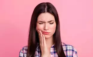 Having A Toothache? Effective Home Remedies To Ease The Pain